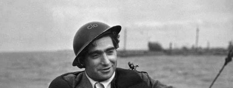 Robert Capa, ‘Death in the making’